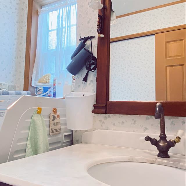 ドライヤー Salonia サロニア 公式店 スピーディーイオンドライヤー 送料無料 1年保証 大風量 軽量 速乾 コンパクト 時短 ビラブド ピンク ブラック ホワイト グレー ネイビー ヘアドライヤーメンズさろにあ プレゼント ギフトのレビュー クチコミとして参考になる投稿24