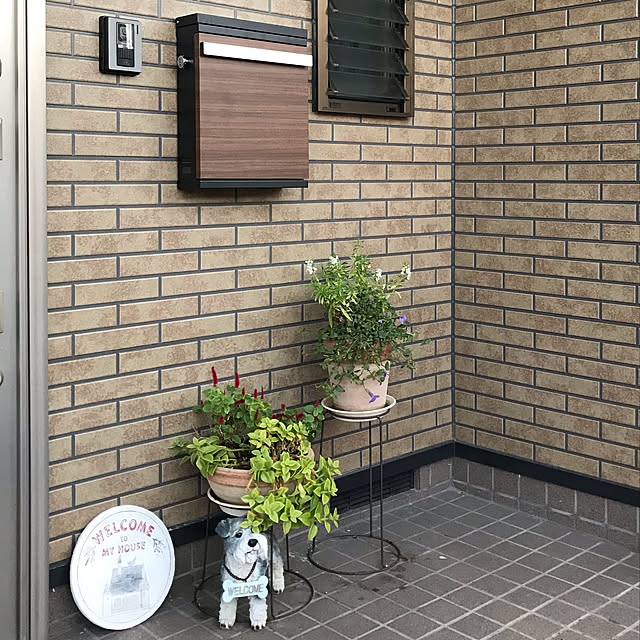 写真付きレビュー 送料無料 郵便ポスト スタッポ Stp B 1 郵便 ポスト かわいい 丸三タカギ おしゃれ ポスト 木目 スタイリッシュ デザインポスト 壁付 郵便ポスト 郵便受け 新築 戸建て ポスト Saleitem の通販商品 口コミ情報 Roomclipショッピング