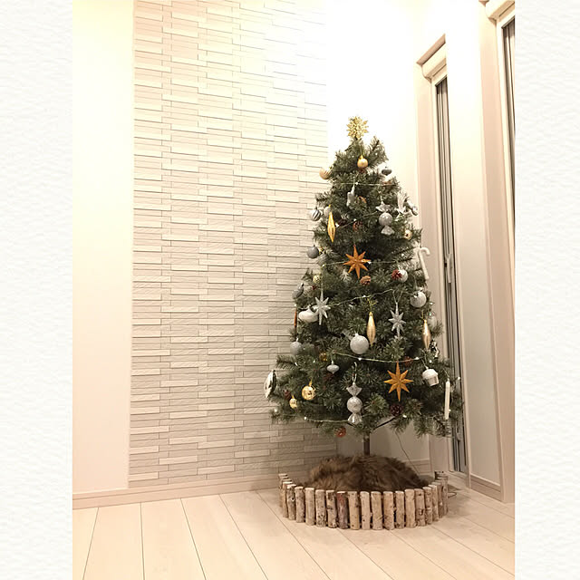 Led ジュエリーライト 100球 10m 電池式 クリスマスオーナメント 電飾 Led クリスマスツリー 1cm 150cm 180cm に リモコン付 8パターン 点滅 点灯 タイマー機能 電球色 イルミネーション 屋外 室内 ワイヤー フェアリー 柊 Christmas Ornament Treeのレビュー クチコミ