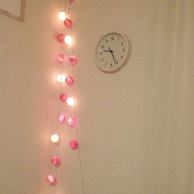 ボール型ライト イルミネーションライト Cotton Ball Light セット 室内装飾 クリスマス パーティー ハンドメイド 古典的 ランプ 綿 コットン ボール 電球 ストリング ライト クリームのレビュー クチコミとして参考になる投稿8枚 Roomclip ルームクリップ ボール型ライト イルミネーションライト Cotton Ball Light セット 室内装飾 クリスマス パーティー ハンドメイド 古典的 ランプ 綿 コットン ボール 電球 ストリング ライト クリームのレビュー クチコミとして参考になる投稿8枚 Roomclip ルームクリップ