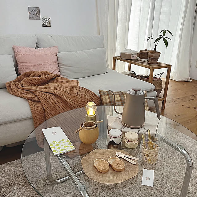 写真付きレビュー】ベッドサイドテーブル サイドテーブル ナイトテーブル IKEA イケア NESNA ネスナ 202.471.28の通販商品口コミ情報 | RoomClipショッピング 写真付きレビュー】ベッドサイドテーブル サイドテーブル ナイトテーブル IKEA イケア NESNA ネスナ 202.471.28の通販商品口コミ情報 | RoomClipショッピング