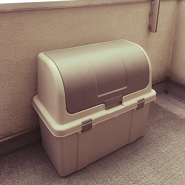 写真付きレビュー】リッチェル ゴミ箱 屋外 大容量 分別ストッカー(仕切り付き) 220L ベージュ W220C | ごみ箱 ダストボックス ベランダ ゴミ ストッカー 大型 外置き 外用 室外 人気 たくさんの通販商品口コミ情報 | RoomClipショッピング 写真付きレビュー】リッチェル ゴミ箱 屋外 大容量 分別ストッカー(仕切り付き) 220L ベージュ W220C | ごみ箱 ダストボックス ベランダ ゴミ ストッカー 大型 外置き 外用 室外 人気 たくさんの通販商品口コミ情報 | RoomClipショッピング