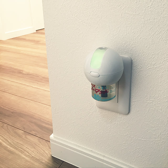 アースノーマット コードレス 60日セット 本体 器具 45ml 医薬部外品 アース製薬 アースノーマット ガーデニング 虫除け 虫よけ 殺虫剤 蚊取り 蚊とり ノーマット おすすめ のレビュー クチコミとして参考になる投稿2枚 Roomclip ルームクリップ