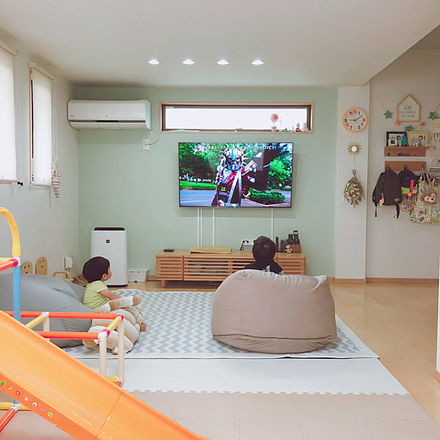 ホッチキスで壁掛け 待望の大型テレビ対応 テレビ 壁掛け 金具 Tvセッター壁美人ti300 Lサイズのレビュー クチコミとして参考になる投稿21枚 Roomclip Item