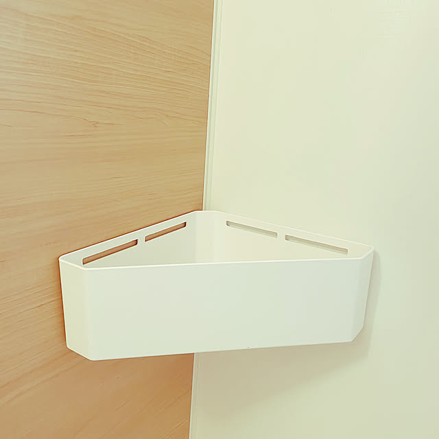 お風呂 おもちゃ 収納 マグネット バスルーム コーナー おもちゃ ラック Tower タワー クッチーナ 送料無料 お風呂 ラック 浴室収納 バスルーム 収納 棚 コーナーラック 片付け 壁 壁面 磁石 洗顔 おしゃれ シンプル モノトーン 山崎実業のレビュー クチコミとして