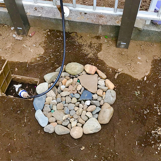 アイリスオーヤマ ホースリール 10m コンパクト ホース 10m おしゃれ ハンディホースリール 10m コンパクト スリム フルカバーホースリール フルカバー カバー付き カバー ガーデニング 園芸 家庭菜園 ベランダ 洗車 水撒き 水まき 水やり 水量調整 シャワーのレビュー