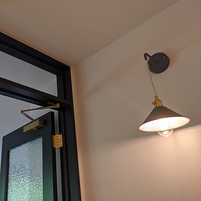 写真付きレビュー ブラケットライト レトロ スカート式 アンティーク調 玄関ライト おしゃれ 照明 壁掛け リビング 居間 和室 北欧 7色 Chy1508の通販商品 口コミ情報 Roomclipショッピング