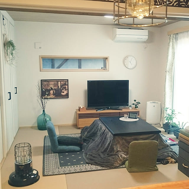 ラグ バンダナラグ バンダナ柄 ラグマット 185 185cm 正方形 おしゃれ 北欧 ヴィンテージ 西海岸 ブルックリン レトロ 柄 厚手 洗える オールシーズン ホットカーペット対応 床暖房対応 滑り止め付きのレビュー クチコミとして参考になる投稿36枚