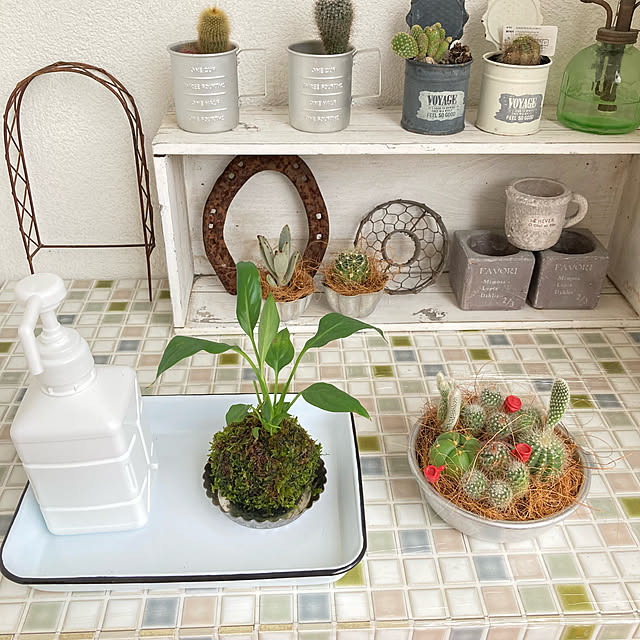 写真付きレビュー タイルシール モザイクタイル おしゃれ 1枚 ミックス大正カフェ 可愛い タイル シール ホワイト キッチン 水周り 洗面所 接着剤不要 リフォーム Diy 友安製作所 Decore デコレ Cszの通販商品 口コミ情報 Roomclipショッピング
