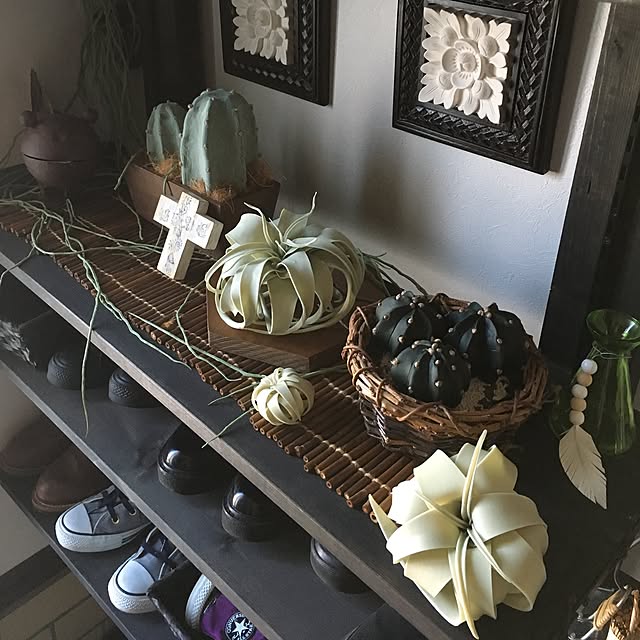 木製フレーム付きストーンレリーフ おしゃれ かっこいい かわいい アジアン雑貨 新生活アジア雑貨 インテリア ウォールデコレーション オブジェ タイル 壁掛け 壁飾り 置物 花 ハワイアン雑貨 バリ雑貨 のレビュー クチコミとして参考になる投稿6枚