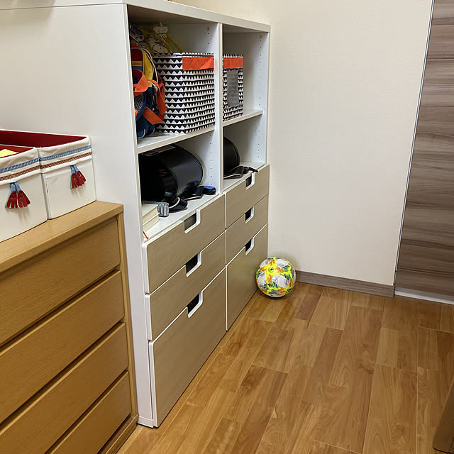 Ikea イケア 収納 子供収納 Stuva 収納コンビネーション 引き出し付 ホワイト バーチ 390 2 13 のレビュー クチコミとして参考になる投稿3枚 Roomclip ルームクリップ