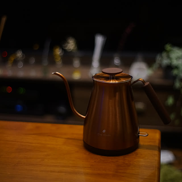 電気ケトル 電気カフェケトル シルバー カッパー 幅286 奥行144 高さ197mm ケトル ドリップポット コーヒードリップ やかん 湯沸かし おしゃれ コーヒーケトル かわいい 電気 コーヒー ポット 湯沸し 湯沸かし器 ステンレス コーヒードリップ 細口のレビュー クチコミ