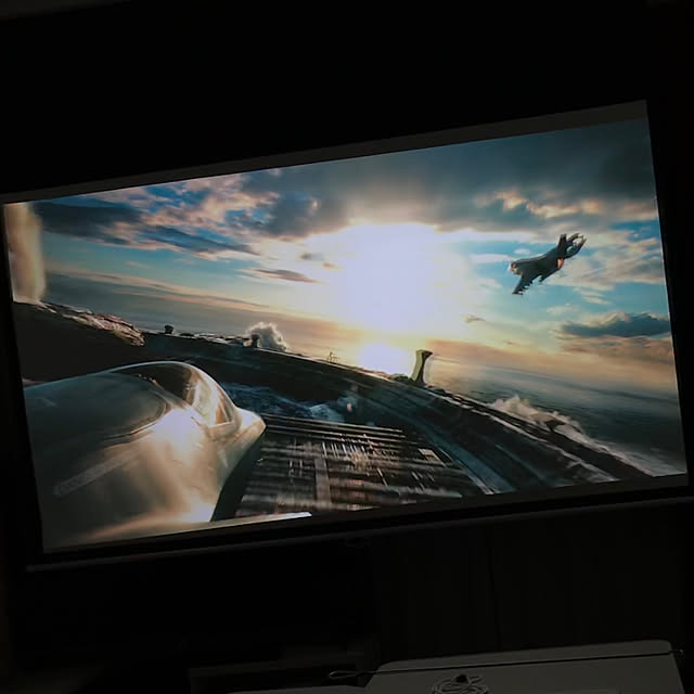 プロジェクタースクリーン 100インチ ワイド 4k 高解像度 吊り下げ 天吊 壁掛け ロール スプリング 手動 16 9 Eex Pst2 100khd 送料無料 のレビュー クチコミとして参考になる投稿8枚 Roomclip Item プロジェクタースクリーン 100インチ ワイド 4k 高解像度 吊り下げ 天吊 壁掛け ロール スプリング 手動 16 9 Eex Pst2 100khd 送料無料 のレビュー クチコミとして参考になる投稿8枚 Roomclip Item
