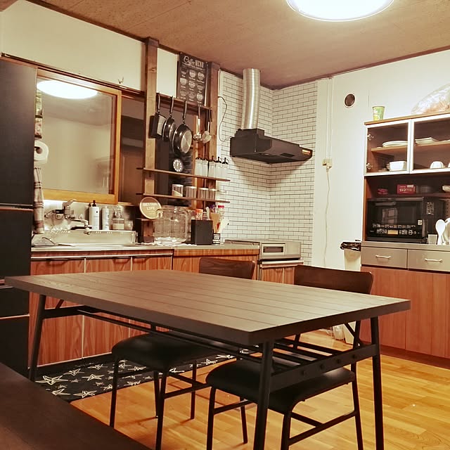 リメイクシート 木目 白 木目調 シート ドイツ製 D C Fix 90cm 210cm リフォームシート キッチン 洗面所 洗面台 トイレ 玄関 クローゼット ドア 階段 家具 家電 インテリアシート 粘着シート Diyのレビュー クチコミとして参考になる投稿101枚