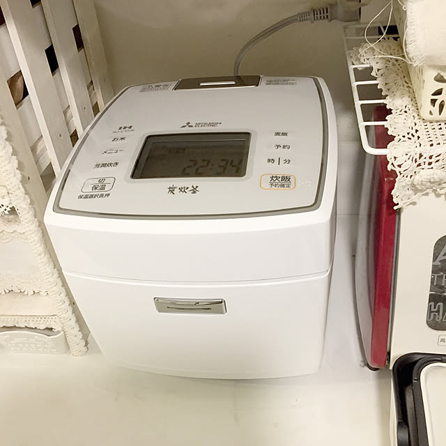 超目玉枠】 ホワイト NJ-VV109-W 5.5合炊き 炭炊釜 備長炭 三菱電機IH ...