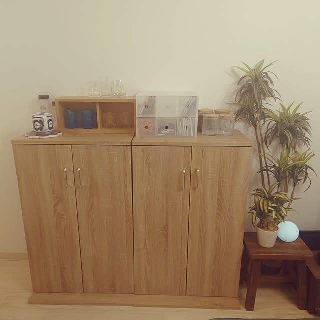 超cp祭500円offクーポン3 22迄 完成品も選べる 扉付き 収納 本棚 扉付 大容量 見せない収納 Cdラック Dvd収納 木製 扉付き本棚 省スペース Cd Dvd コミック 漫画 まんが 収納棚 キャビネット チェスト 収納ボックス コンパクト 1人暮らし 新生活 おしゃれ Abr90