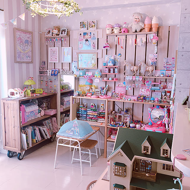 部屋全体/無印良品/おもちゃ収納/コンクリート風壁紙/絵本棚/LEGO&hellip;などのインテリア実例 20180722 120323