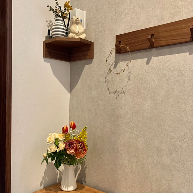 無印良品 壁に付けられる家具 コーナー棚 ウォールナット材のレビュー 口コミとして参考になる投稿48枚 Roomclip ルームクリップ 無印良品 壁に付けられる家具 コーナー棚 ウォールナット材のレビュー 口コミとして参考になる投稿48枚 Roomclip ルームクリップ