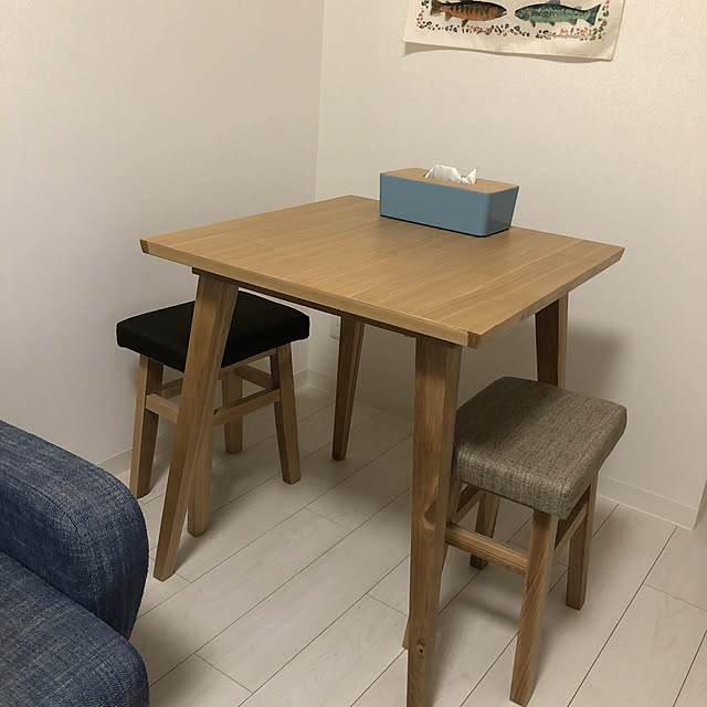 ダイニングセット 木製テーブル スツール2脚セット コンパクト 小さめ ダイニングテーブルセット 幅65cm 正方形 椅子 チェア スリム 無垢材 北欧モダン ナチュラルヴィンテージ シンプル おしゃれ 2人用 ワンルーム 狭いお部屋にも省スペース Bambiバンビ T のレビュー