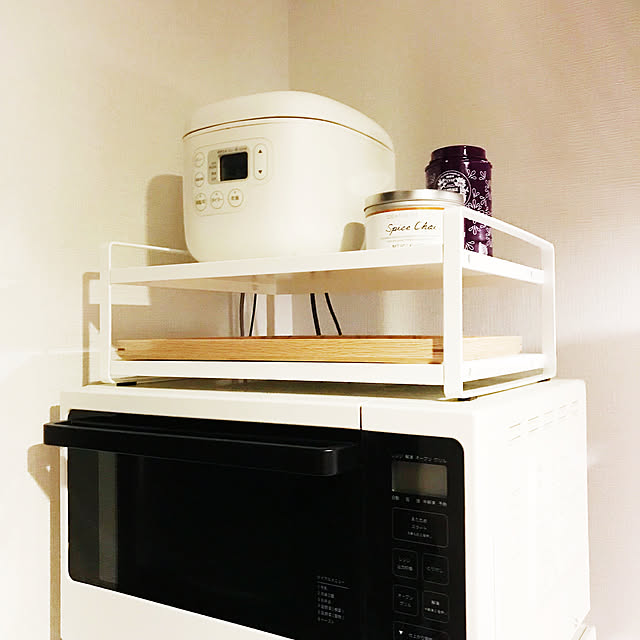 レンジ上ラック タワー Tower 電子レンジ上収納ラック レンジ台 冷蔵庫上ラック キッチン収納 レンジラック 山崎実業 のレビュー クチコミとして参考になる投稿1枚