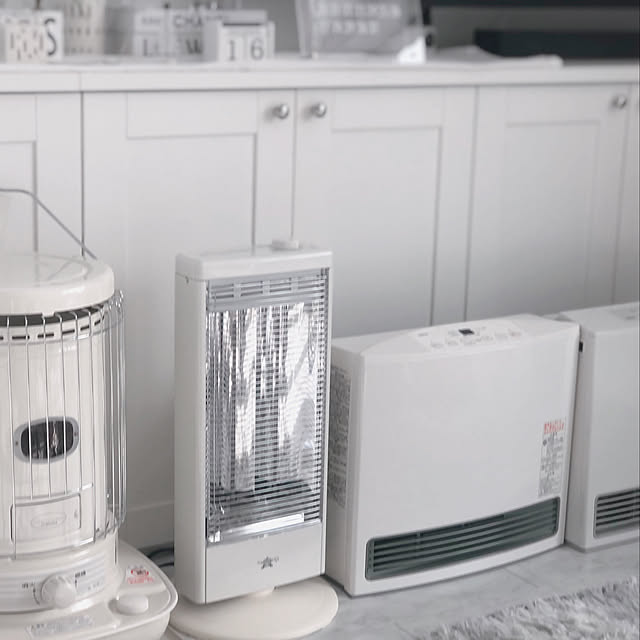 コロ ナ石油ストーブ 対流型 ホワイト Sl 6619送料無料 灯油ストーブ 対流式 電池着火 円筒型ストーブ おしゃれ Corona リビング ショップ 日本製 コロナ D のレビュー クチコミとして参考になる投稿5枚 Roomclip ルームクリップ