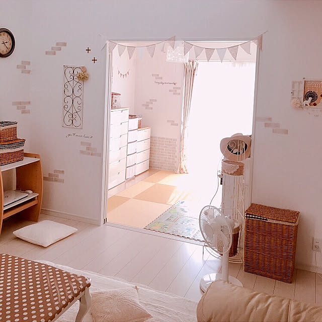 クーポンで500円off 8日09 59迄 チェスト 6段 幅73cm Hg 726rチェスト 完成品 収納 おしゃれ 収納ケース ウッドトップチェスト 洋服 収納 クローゼット プラスチック 白 アイリス 衣類 押入れ タンス子供 収納ボックス 押し入れ アイリスオーヤマ Osr のレビュー