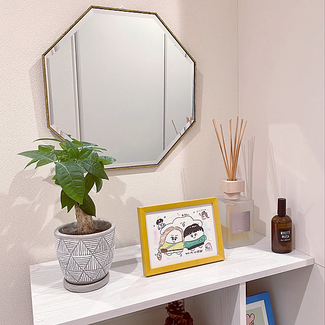 【写真付きレビュー】マナベインテリアハーツ 八角形ミラー 風水 八角 鏡 壁掛け 八角 ゴールド ラパン ウォールミラーの通販商品&口コミ情報 RoomClipショッピング