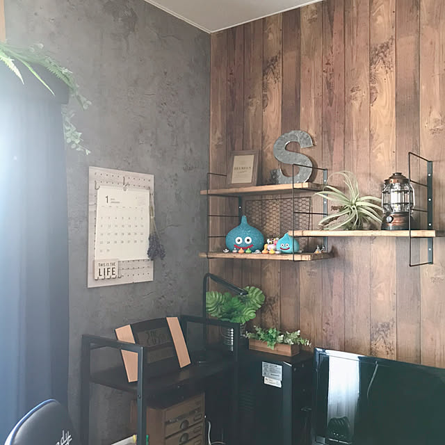 写真付きレビュー 壁紙 壁紙シール はがせる壁紙 キッチン リメイクシート 大理石シート ウォールステッカー のり付き 木目調 レンガ 白 黒 ふすま紙 10m 45cm 木目 Isdyの通販商品 口コミ情報 Roomclipショッピング