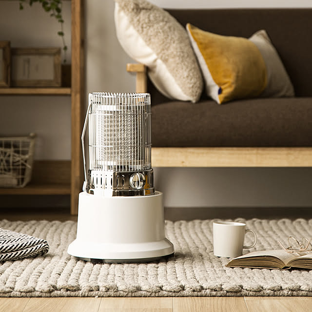 もれなくp5倍 本日12 00 23 59 電気ストーブ おしゃれ 小型 省エネ 送料無料 カーボンヒーター ヴィンテージ風 ビンテージ風 アンティーク調 ストーブ ヒーター 電気ヒーター 足元ヒーター オフィス キッチン 静音 節電 エコ 暖房器具 足元暖房のレビュー クチコミ