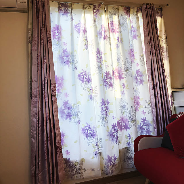 ニトリ 既製カーテン フィット レッドパープル 100x0x2 のレビュー 口コミとして参考になる投稿3枚 Roomclipショッピング