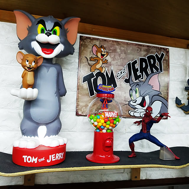 De Sign トム ジェリー レトロシリーズ Tom Jerry アメリカンブリキ看板のレビュー 口コミとして参考になる投稿2枚 Roomclip ルームクリップ