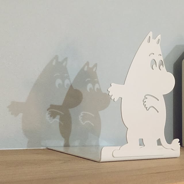 送料無料 Plutoprodukterプルートプロダクト ムーミンブックエンド2点1組 Moomin ブックスタンド 本棚 雑貨 ミー スナフキン 書斎 北欧 キャラクター インテリア 楽ギフ 包装 お中元のレビュー クチコミとして参考になる投稿4枚