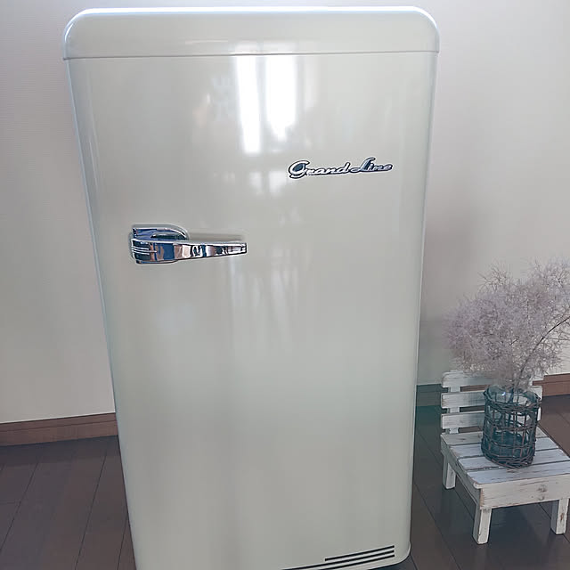 A Stage 冷凍庫 家庭用 小型 1ドア おしゃれ 60l 大容量 まとめ買い ストック ストッカー レトロ冷凍庫 60l Are F60のレビュー 口コミとして参考になる投稿11枚 Roomclip ルームクリップ