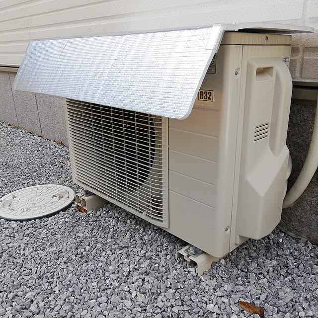 写真付きレビュー エアコンカバー 室外機 ひさし付き マグネット式 おしゃれ Ebag 60h日よけカバー エアコンカバー 日よけパネル 室外機カバー 山善 Yamazen 送料無料 の通販商品 口コミ情報 Roomclipショッピング