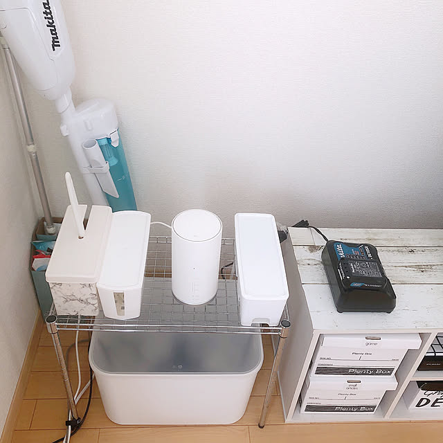 P5倍 マラソン期間中 エントリーで マキタ 10 8v 充電式クリーナ 紙パック式 Cl107fdshw 1 5ahバッテリ 充電器付 サイクロンアタッチメントセット 掃除機 Makita プレゼント ギフト 出産祝い 新生活のレビュー クチコミとして参考になる投稿7枚