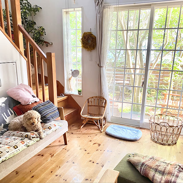 ポイント5倍 Web限定 キッズチェア ラタンチェア アジアン 子供椅子 子供いす 籐家具 アジアン リゾート カフェ おしゃれ アンティーク調 木製 椅子 籐椅子 アジアン家具 C155smeのレビュー クチコミとして参考になる投稿8枚