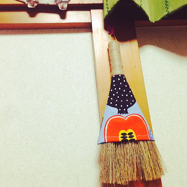 Redecker レデッカー Redecker レデッカー 赤い柄が可愛い ほうきのレビュー 口コミとして参考になる投稿2枚 Roomclip ルームクリップ Redecker レデッカー Redecker レデッカー 赤い柄が可愛い ほうきのレビュー 口コミとして参考になる投稿2枚 Roomclip ルームクリップ