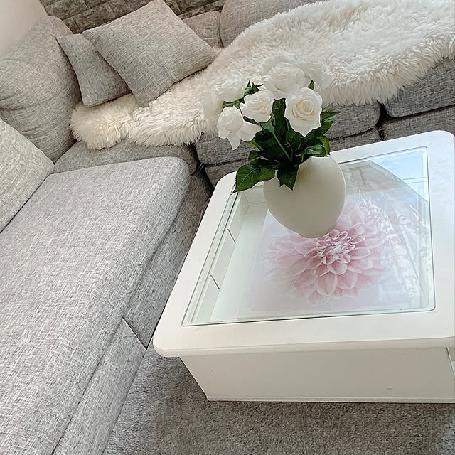 Shacos 造花 ローズ バラの蕾 薔薇 シルク製 インテリア 本物そっくり リアル きれい 可愛い フラワーアレンジ ソフト触感 枯れない花 結婚式 プロポーズ 誕生日 バレンタインデー 母の日 家庭 転居 お祝い お見舞い プレゼント ホワイト 飾り 装飾 10本セット 花瓶は付き