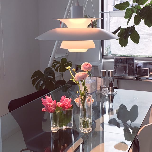 写真付きレビュー 工房 Crafthouse おしゃれなガラスの剣山 花留め M クリアの通販商品 口コミ情報 Roomclipショッピング 写真付きレビュー 工房 Crafthouse おしゃれなガラスの剣山 花留め M クリアの通販商品 口コミ情報 Roomclipショッピング