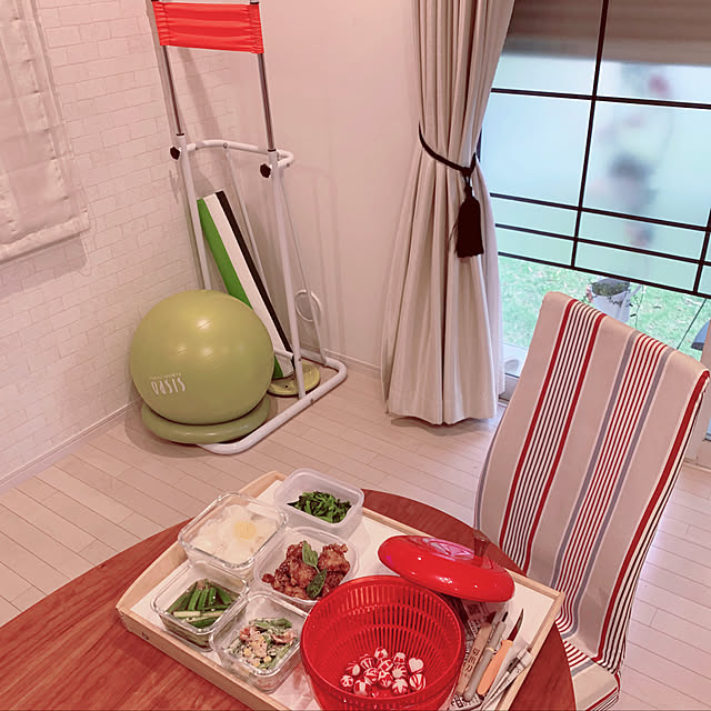 写真付きレビュー 東急スポーツオアシス バランスボール 65cm モスグリーン 適正身長165 185cm ノンバースト 耐荷重300kg 固定リング ポンプ付 の通販商品 口コミ情報 Roomclipショッピング