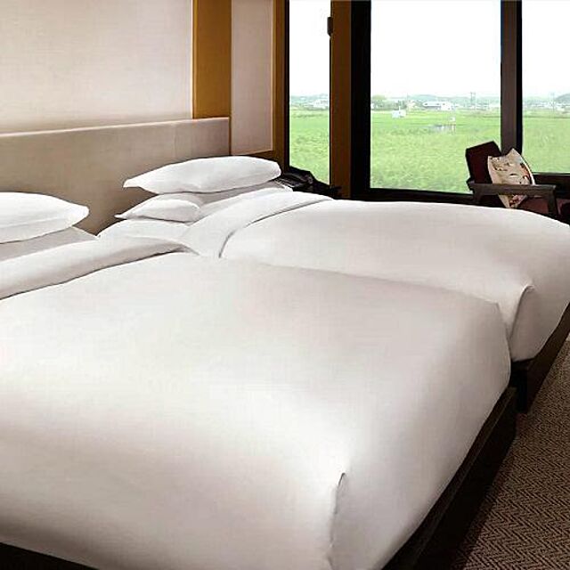 ホテル で 使 われ て いる 枕