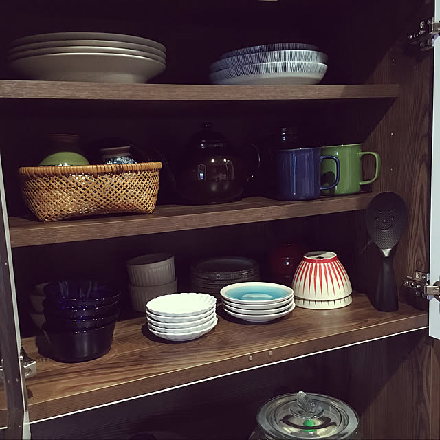 食器棚 完成品 キッチン収納 キッチンキャビネット 電子レンジ台 キッチン 収納 棚 スライド ラック 食器 キッチンラック リビング収納 チェスト おしゃれ 国産 炊飯器 トースター 組み立て不要 キッチンストッカーのレビュー クチコミとして参考になる投稿4枚