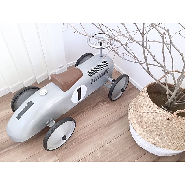 【美品】 Vilac ホワイト レーシングカー ヨドバシ.com - ヴィラック vilac VL1102 レーシングカー