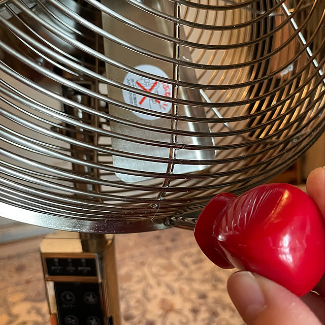 扇風機 おしゃれ リモコン付き メタル リビングファン 送風機 サーキュレーター レトロ アロマ対応 タイマー インダストリアル ヴィンテージ インテリア リビング 寝室 メタルファン メタルリビングファン ブロンズ アイボリー シルバーのレビュー クチコミとして参考に 扇風機 おしゃれ リモコン付き メタル リビングファン 送風機 サーキュレーター レトロ アロマ対応 タイマー インダストリアル ヴィンテージ インテリア リビング 寝室 メタルファン メタルリビングファン ブロンズ アイボリー シルバーのレビュー クチコミとして参考に