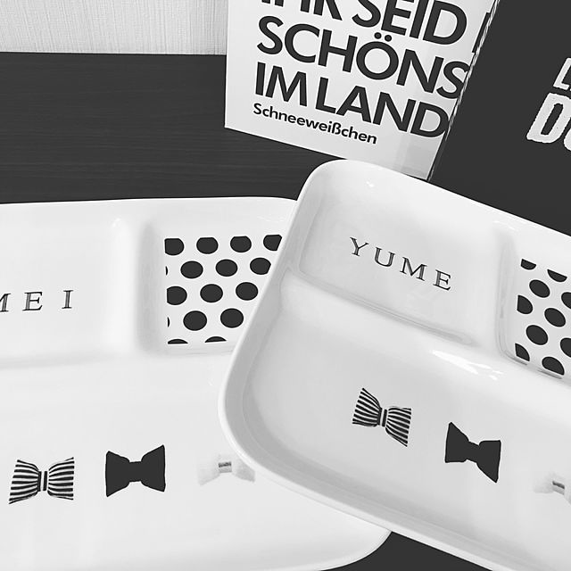 名入れオーダー ランチプレート 皿 リボン ドット 水玉 スクウェア お祝い プレゼント 誕生日 ギフト オリジナル アルファベット 名入れ食器 白黒のレビュー クチコミとして参考になる投稿3枚 Roomclip ルームクリップ 名入れオーダー ランチプレート 皿 リボン ドット 水玉 スクウェア お祝い プレゼント 誕生日 ギフト オリジナル アルファベット 名入れ食器 白黒のレビュー クチコミとして参考になる投稿3枚 Roomclip ルームクリップ