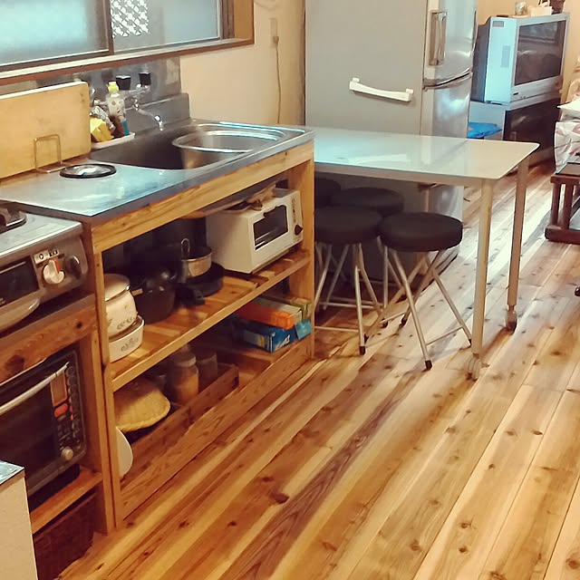 キッチン/床 杉無垢材 DIY/日本家屋/キッチン自作/杉無垢材/端材 ...