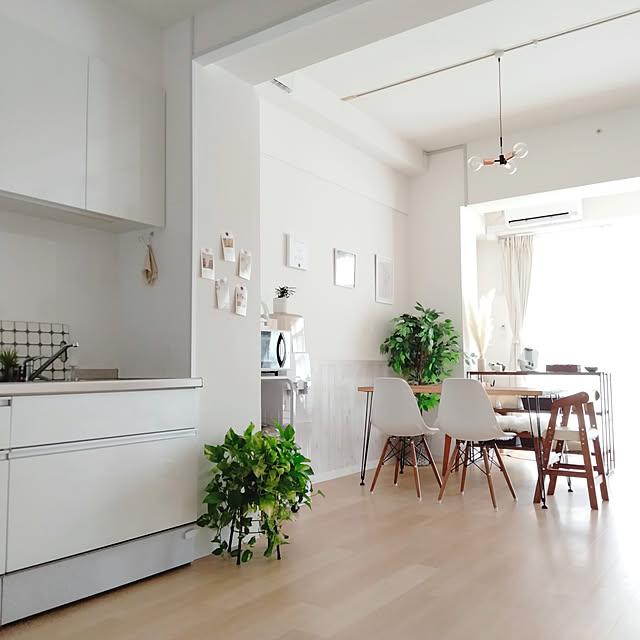 ダイニングテーブル 140 無垢 無垢材 高さ75cm ヴィンテージ おしゃれ 奥行70 デスク 天然木 4人 4人掛け パソコンデスク ダイニング テーブル リビングテーブル 学習机 勉強机 リビング 食卓テーブル 新生活のレビュー クチコミとして参考になる投稿25枚