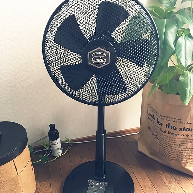 アロマウォーター 水溶性アロマオイル Mercyu 加湿器 アロマディフューザー用 大容量 380ml ジャスミン ローズマリー キンモクセイほか Aroma Oil フレグランス 芳香 アロマウォーターのレビュー クチコミとして参考になる投稿2枚 Roomclip ルームクリップ