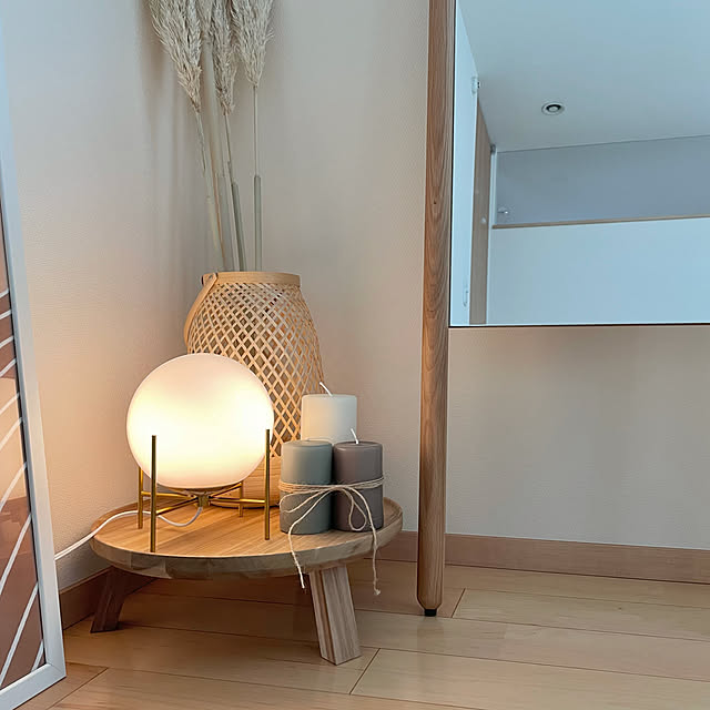 18日はp10倍 姿見 スタイルミラー 全身鏡 鏡 160cm 幅 40 ウォールミラー 全身鏡 壁掛け 立て掛け 天然木 無垢 木製 リビング 玄関 大型 北欧 すっきり おしゃれ ミラー アンティーク オーク ウォールナット スーク Nwlh 関家具のレビュー クチコミとして参考になる投稿2枚