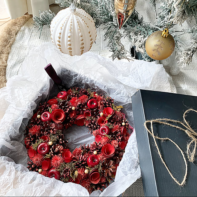 写真付きレビュー クリスマスリース 2l クリスマス飾り リース 玄関 壁掛け 赤 レッドリース クリスマスリース おシャレ ナチュラルリース 送料無料 あす楽対応 ギフト対応 クリスマスプレゼントの通販商品 口コミ情報 Roomclipショッピング